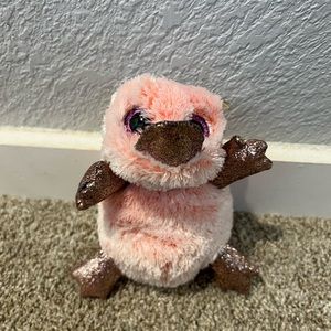 TY Wilma the pink platypus with glittery feet and sparkly eyes (with tags)